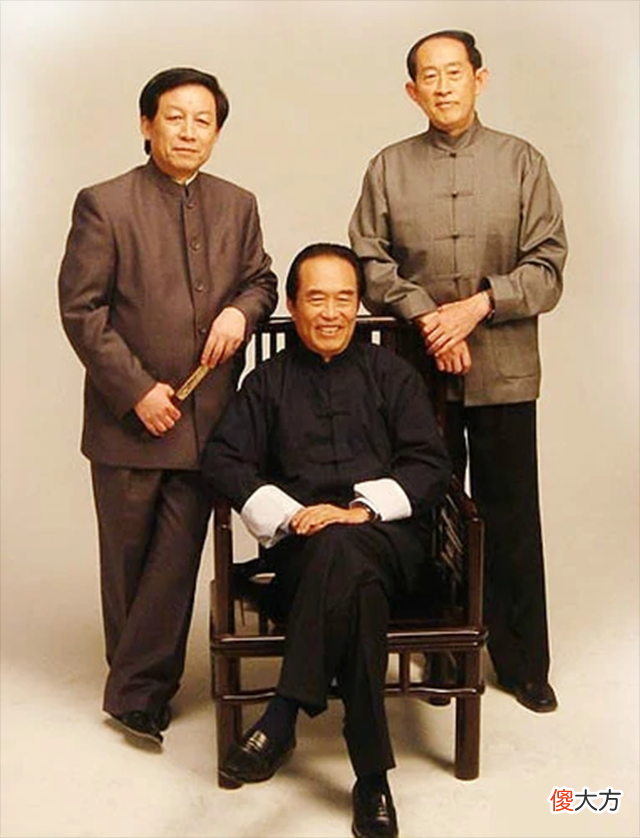 【历史故事】黄海清掌掴阎崇年，是言论不当还是明清粉之争？易中天：学术暴力