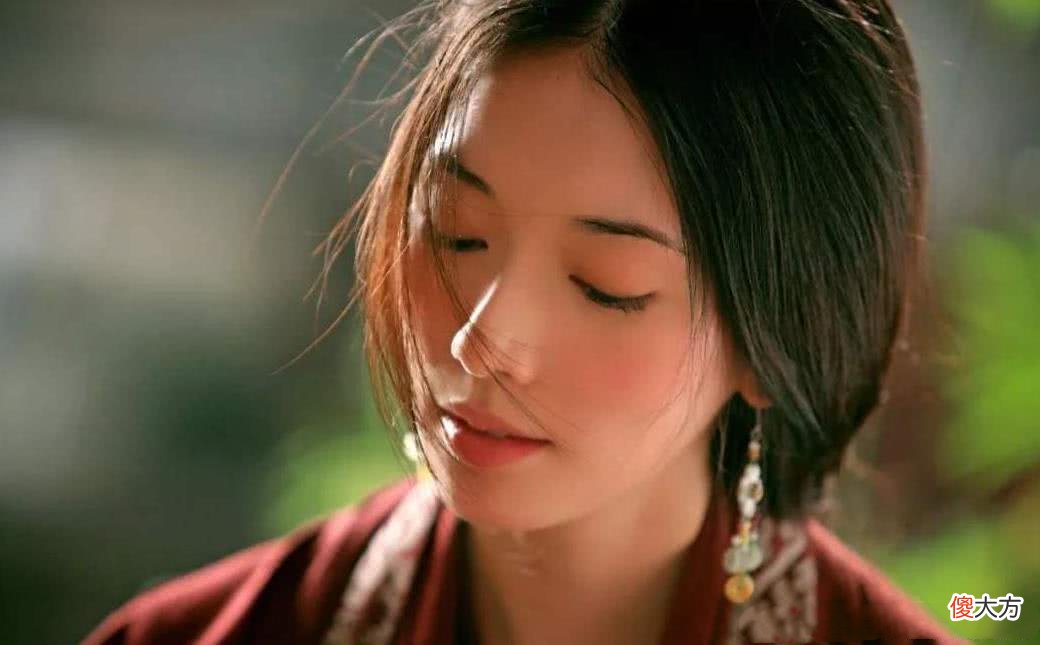 【历史故事】刘备长坂坡败逃后，曹操处置他女儿的方式，令刘备一生都难以启齿
