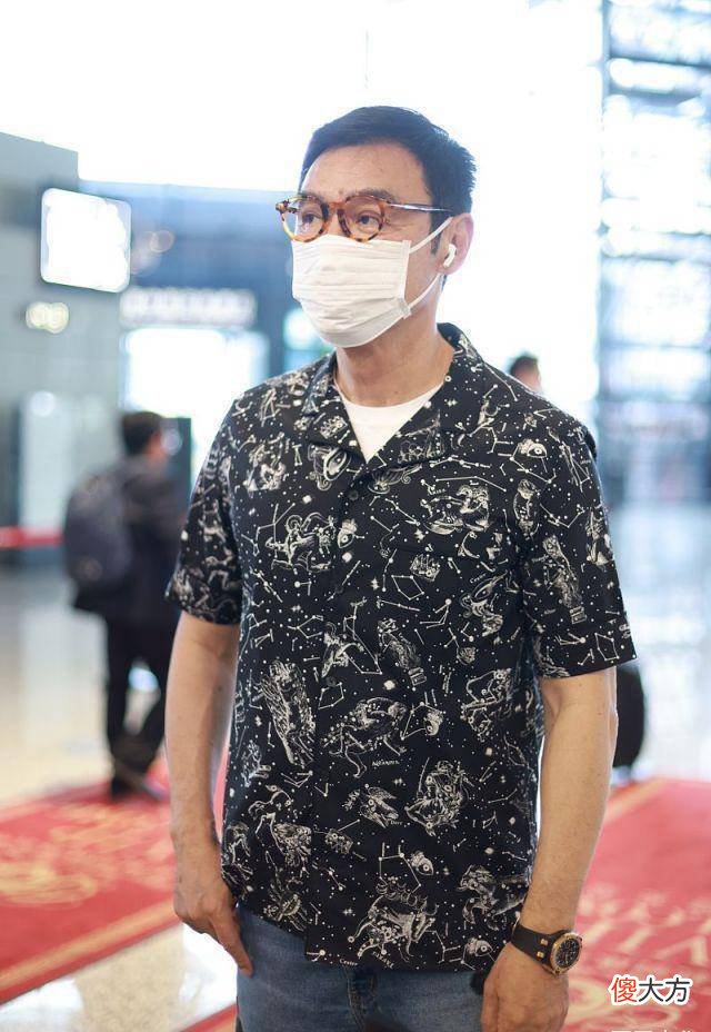 【就爱时尚】“大叔”这样穿也时髦look