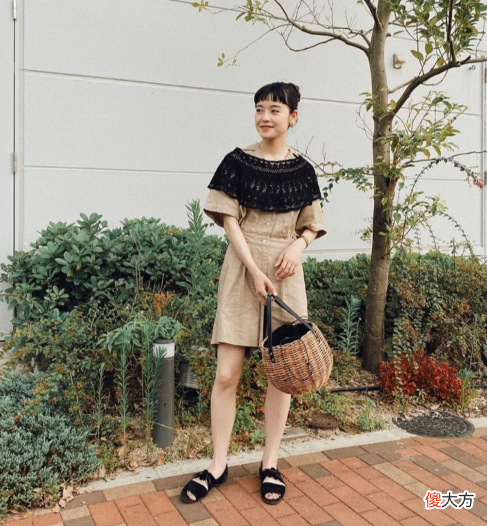 【就爱时尚】如何变成气质女人？坚持4个日系风穿衣习惯，40岁后也优雅有魅力