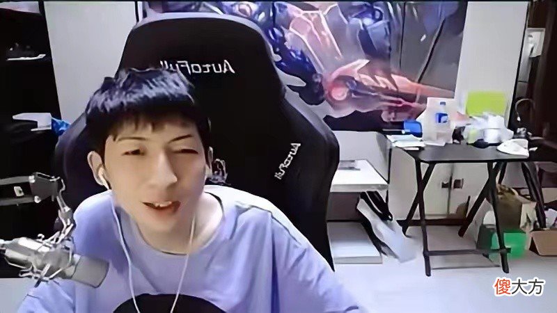 【游戏迷】《英雄联盟》小超梦首次试玩终极魔典模式网友：意犹未尽