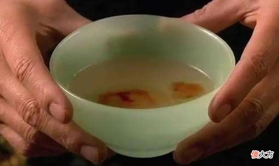 【游戏迷】担心黄牛炒卖测试资格，逆水寒手游竟要求玩家和设备滴血认亲？