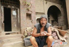 【爱历史】清朝状元的后人，独守深山中的状元府祖宅，每天只能靠乞讨度日