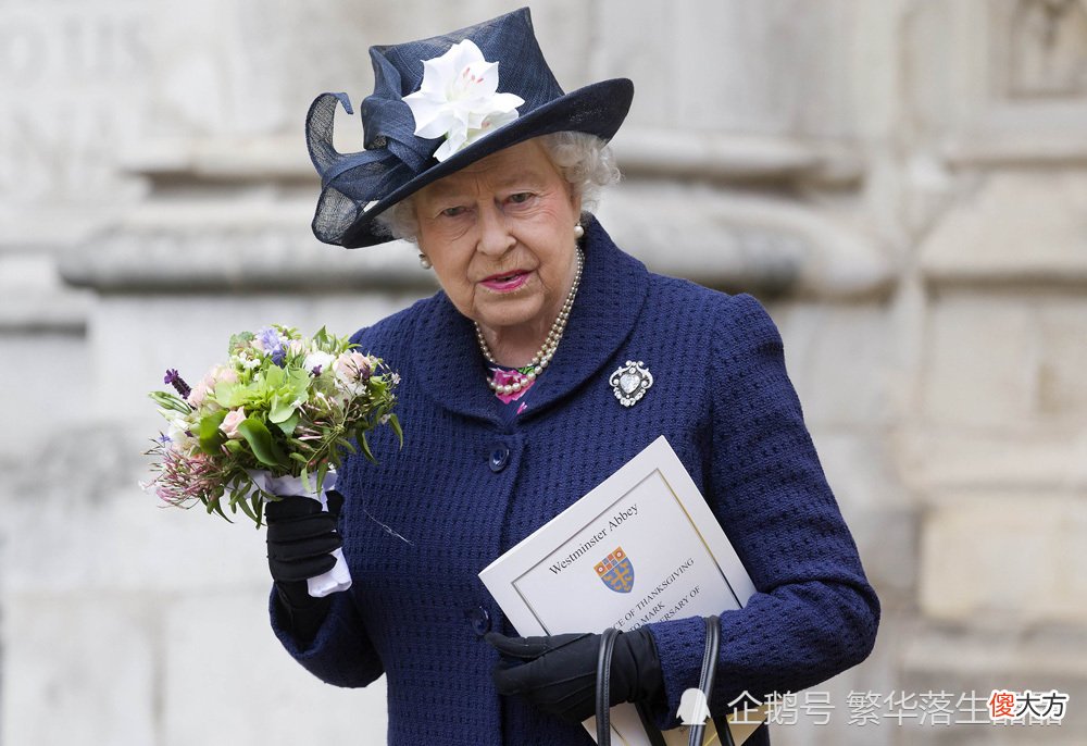 【爱历史】英女王不顾查尔斯的反对，希望梅根一家返回王室，她为何这么做