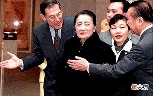 【爱历史】1988年邓颖超再次致信宋美龄，共谋祖国统一，宋反而回信讽刺
