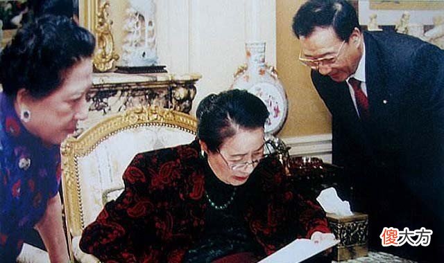 【爱历史】1988年邓颖超再次致信宋美龄，共谋祖国统一，宋反而回信讽刺