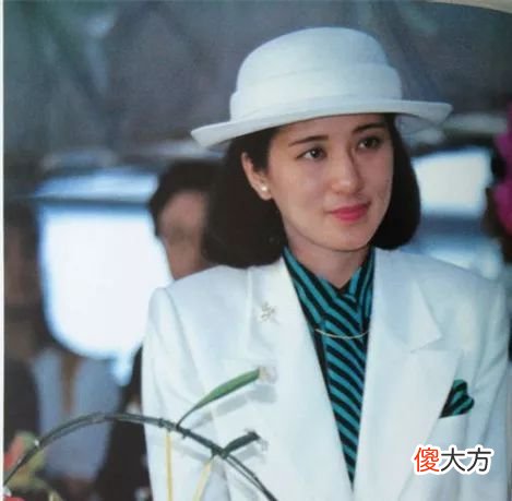 【爱历史】爱子公主在学校被欺负，德仁天皇顾虑重重不作为，皇后心疼到难受