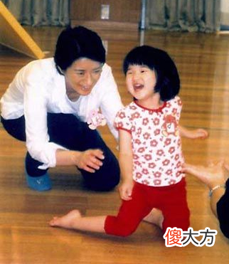 【爱历史】爱子公主在学校被欺负，德仁天皇顾虑重重不作为，皇后心疼到难受