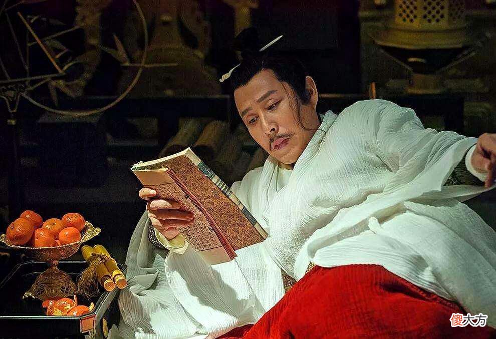 【爱历史】讲武德？厚黑学说：黑如曹操，厚如刘备。读懂了，你就是金字塔尖