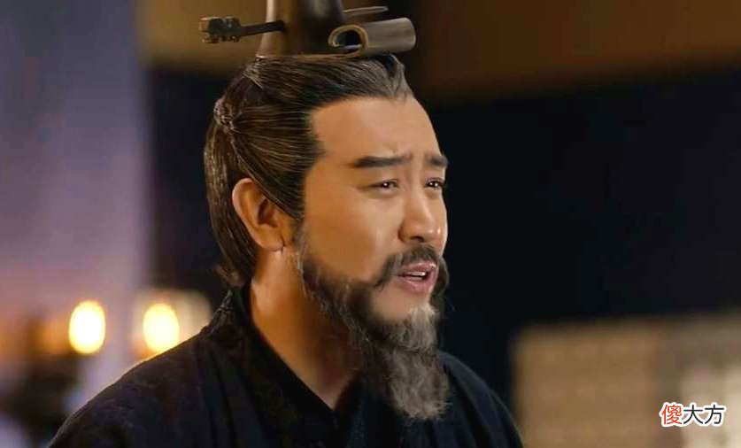 【爱历史】讲武德？厚黑学说：黑如曹操，厚如刘备。读懂了，你就是金字塔尖