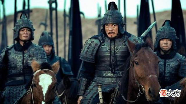 【爱历史】跟关羽比肩的四员大将，三人被赵云压制，一人被张飞怒骂