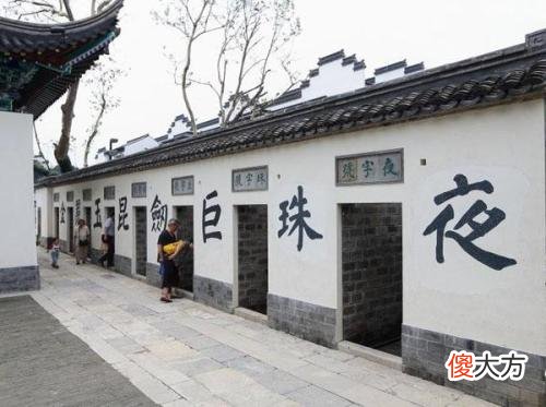 【历史故事】为了一举成名天下知，明代考生们熬夜读书拼考试、射箭骑马样样行