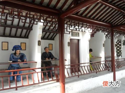 【历史故事】为了一举成名天下知，明代考生们熬夜读书拼考试、射箭骑马样样行