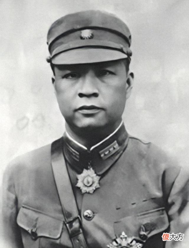【爱历史】蒋介石败退台湾之后，随行的有5位国军一级上将，结局有喜有悲