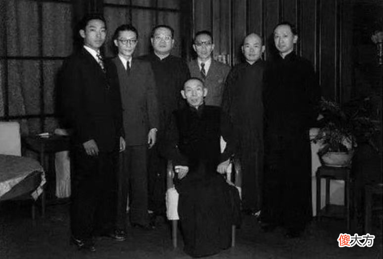 【历史故事】杜月笙烧掉欠条之后，有没有人主动还钱？