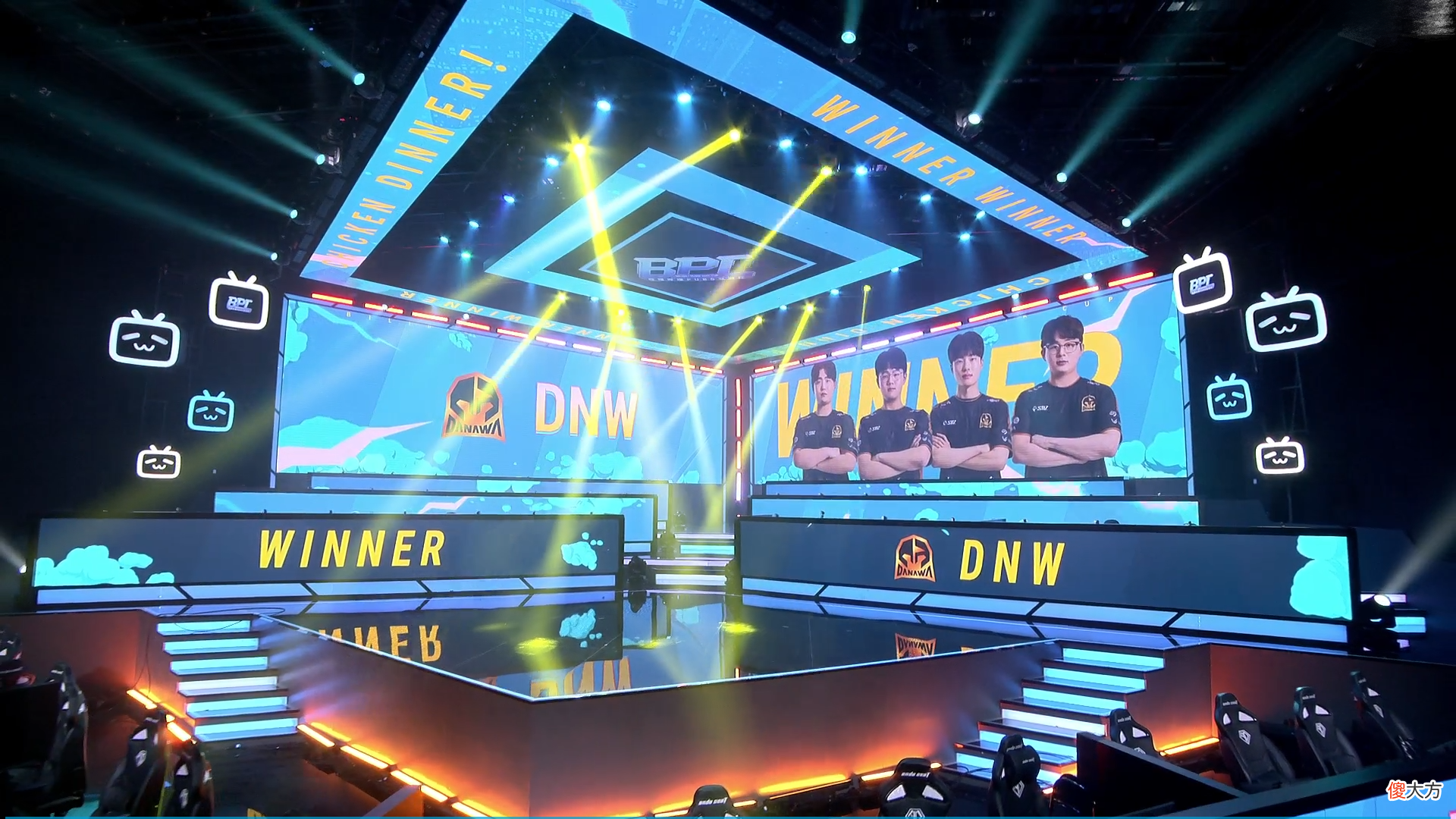 【游戏迷】XDD的毒奶也挡不住ATA一天三鸡，4AM韦神携手小海登上战神榜