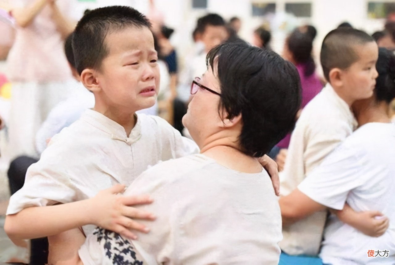 为什么孩子被吼之后很快就忘记?知悉3点原因后,父母很心疼