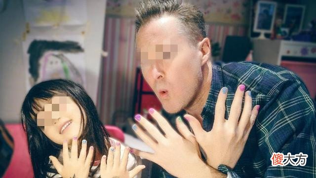 有种“父爱”叫古巨基，49岁老来得子，曾为看孩子整夜不睡觉