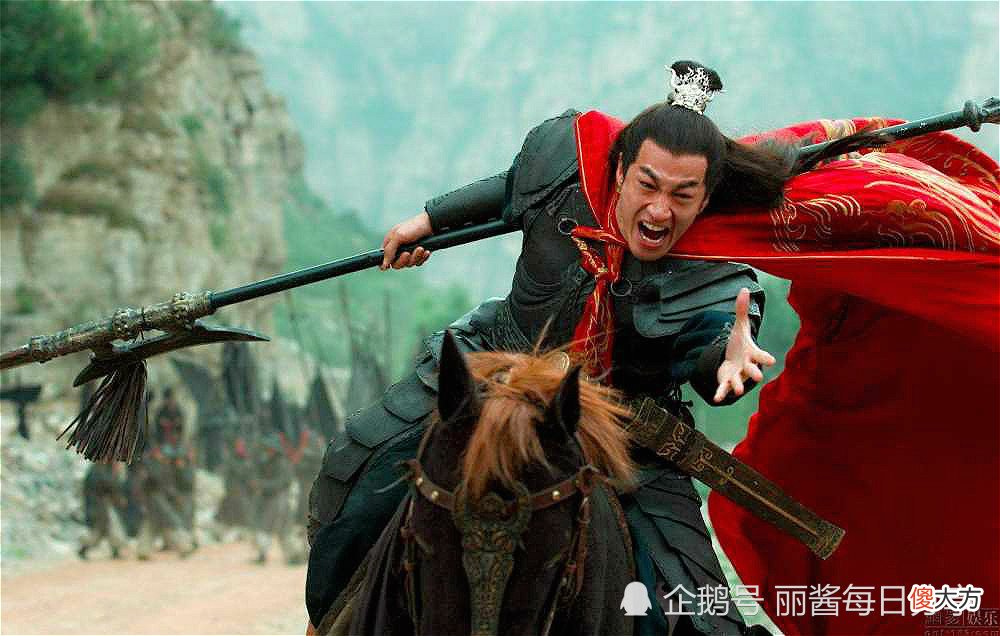 【爱历史】吕布临死前喊出6个字，刘备当场脸色大变，可惜曹操并没有听明白