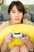 【游戏迷】TBS宇内梨沙挑战写真照，作为“主播界No.1游戏高手”成为话题
