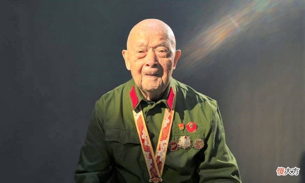 【历史故事】他在朝鲜用机枪打下敌机，回乡后却做了临时工，只因地址被写错