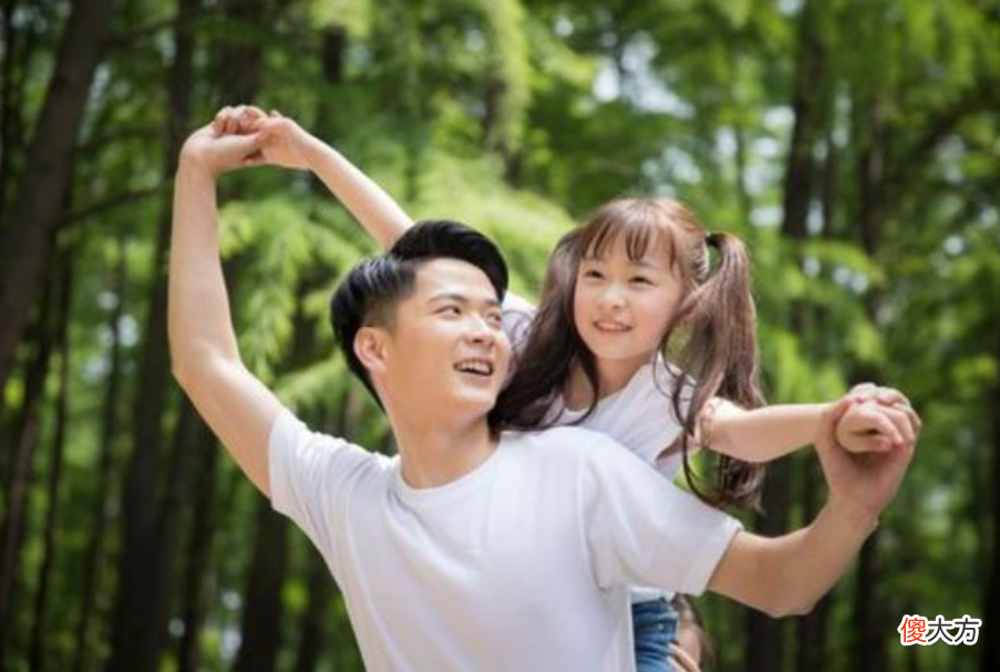 1/3人朋友圈屏蔽父亲，大数据揭“中国式亲子关系”背后，需反思