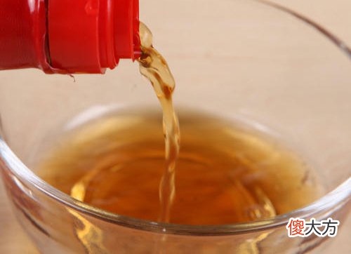 父母都不矮，孩子身高却差同龄人一大截，这三类调味料别让娃吃