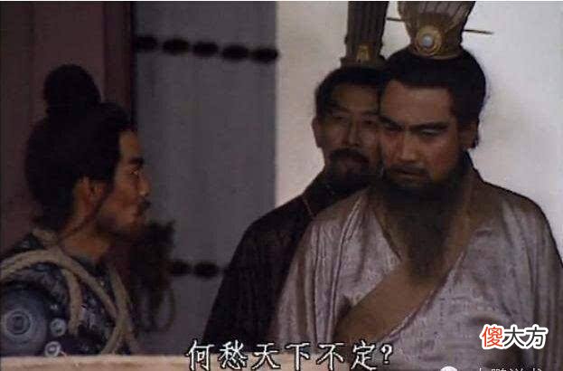 【历史故事】白门楼吕布被俘，刘备如果为吕布求情，曹操还会杀吕布吗？