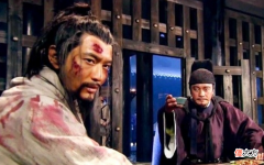 【爱历史】秦桧子孙中状元，路过岳飞墓时写下两句诗，成千古名句传诵至今