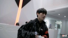 【游戏世界】季后赛止步四强，JKL的道歉声明来了：我打得有些拉胯