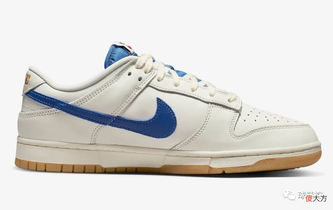 【时尚一点】又一双北卡 Nike Dunk 即将来袭＆黑白生胶耐克 SB Dunk 曝光，配个鸳鸯？