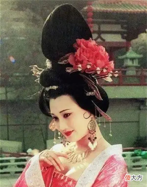 【爱历史】唐朝真的以胖为美？看下杨玉环的真实身高体重，女孩们笑不出来了