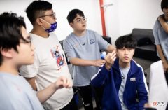 【游戏迷】ES无视GK阵容，打破本赛季对局时长记录，水友：说好的拖后期