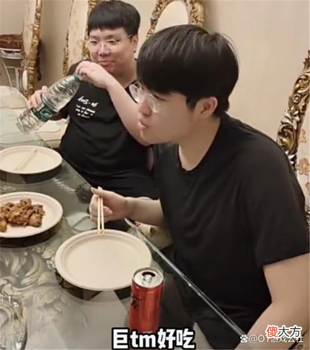 【游戏世界】RNG失败滋味GNR来尝，姿态吃到干呕仍强调：节目效果而已，很美味