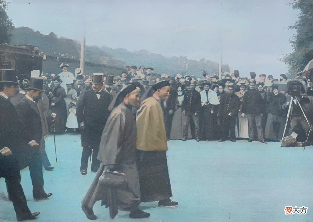 【爱历史】老照片：70年代的女民兵，访问欧美各国的李鸿章