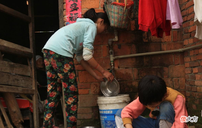 家里再穷，也不能在这三个方面节省，会让孩子变得没有远见