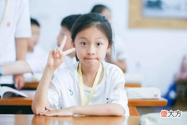大小S的育儿分歧:孩子到底是“穷养”好,还是“富养”好?