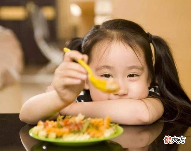 那些不陪孩子吃饭的父母，正在悄悄被惩罚，有你吗？