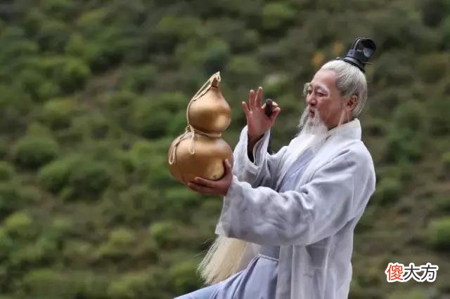 【爱历史】正史记载的异士费长房，距离得道只有一步之遥，后来被鬼所杀