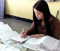 老师晒出“倒数第一”试卷，网友笑到脸疼：敢让家长签字吗？