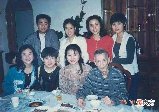 【爱历史】起底陈朗：李嘉诚的高参，某总统的座上宾，真实力还是故弄玄虚？