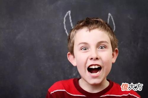 孩子的“是非观”出现偏差,父母该如何纠正?要学会“相信”孩子