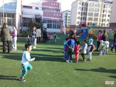 幼儿园里也有“潜规则”，家长要注意，否则孩子很容易被欺负