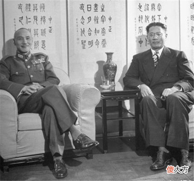 【爱历史】106岁的宋美龄到宋子文陵墓前说了一番话，身边的人都哭了