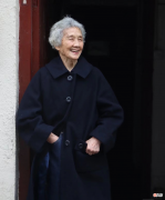 【就爱时尚】还在穿老人衫？跟上海老奶奶罗柳学穿搭，90岁也能穿出时髦气质