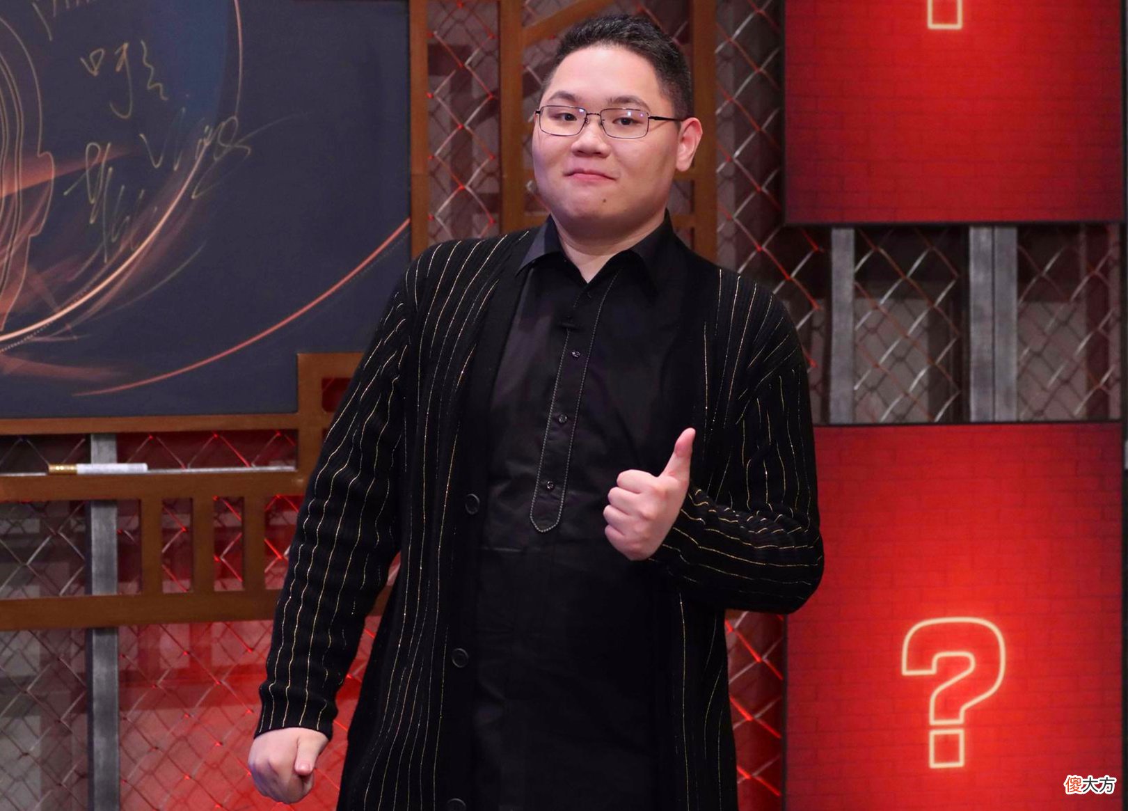 【游戏世界】逆水寒神豪毛小毛，号召力达到逆水寒之最，PDD看到这阵仗都得服