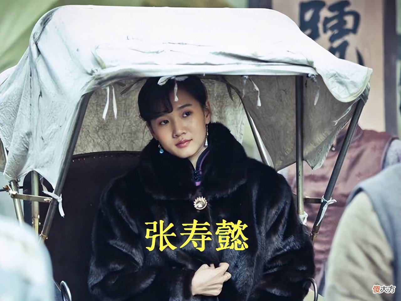 【历史故事】张作霖被炸身亡,最宠爱的五姨太整日浓妆艳抹,竟是为了救下东北