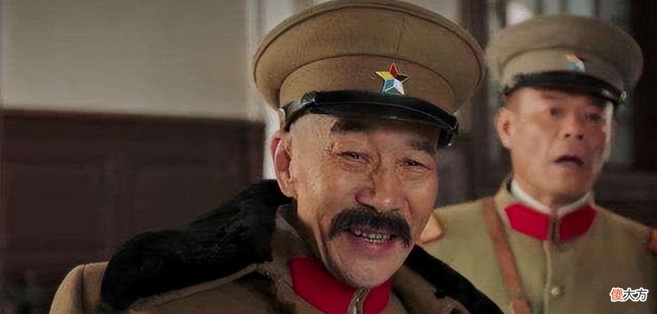 【历史故事】张作霖被炸身亡,最宠爱的五姨太整日浓妆艳抹,竟是为了救下东北