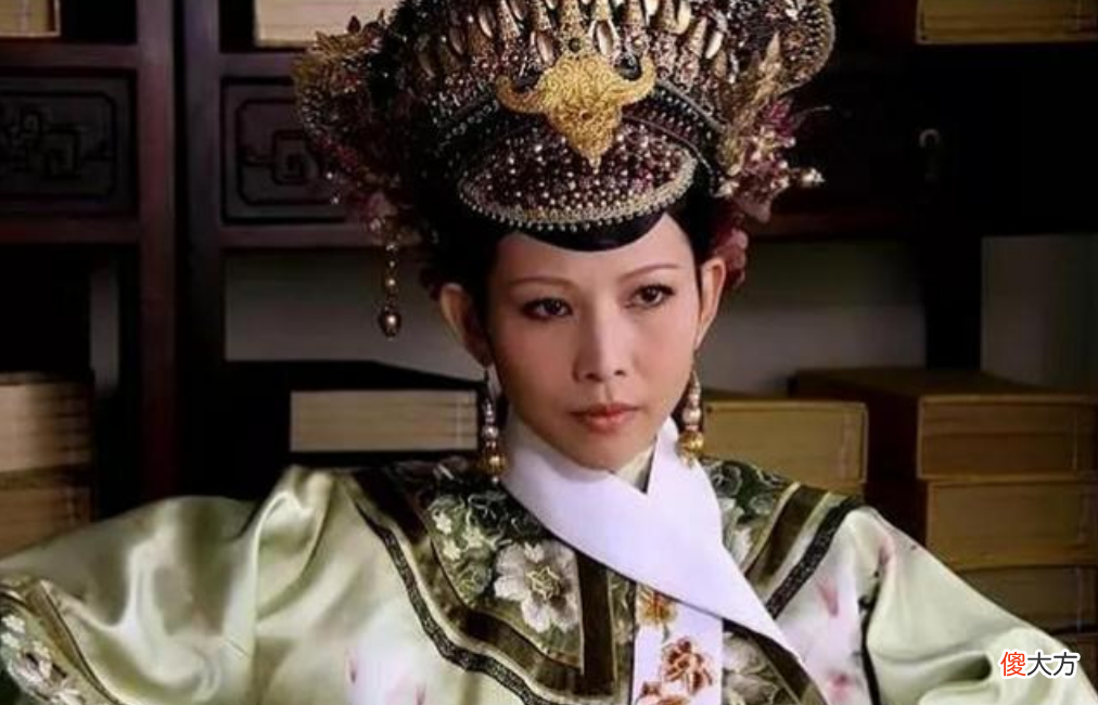 【历史故事】妃嫔脖子上的“白布条”，有什么用处？其实是为了皇帝更加便捷