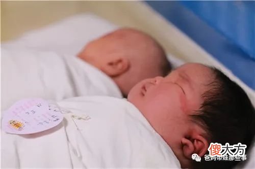 宝宝出生时，为何护士要报“几斤几两”？